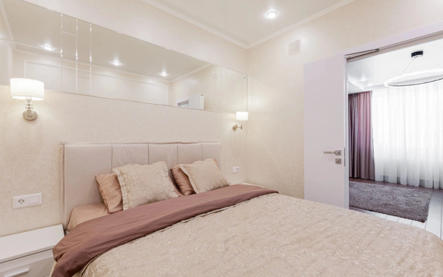 Na Beregu Reki Kazanka Flat