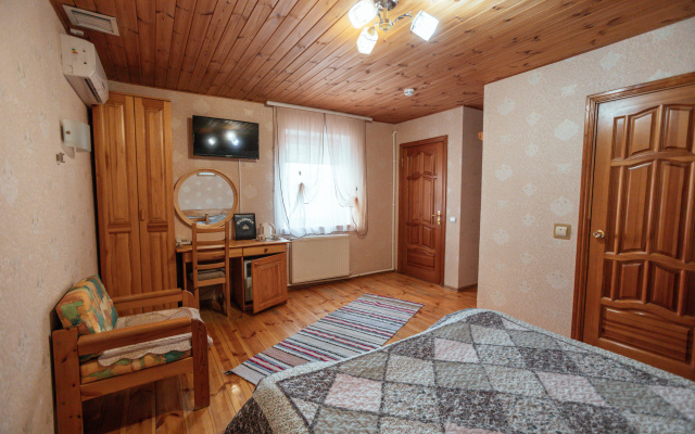 Podvorye Guest House