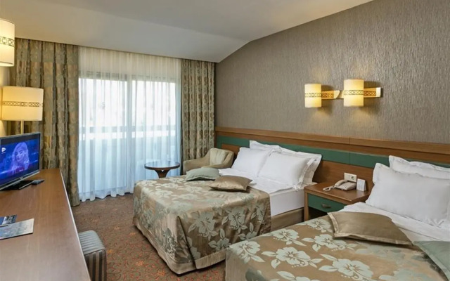 Отель Özkaymak İncekum