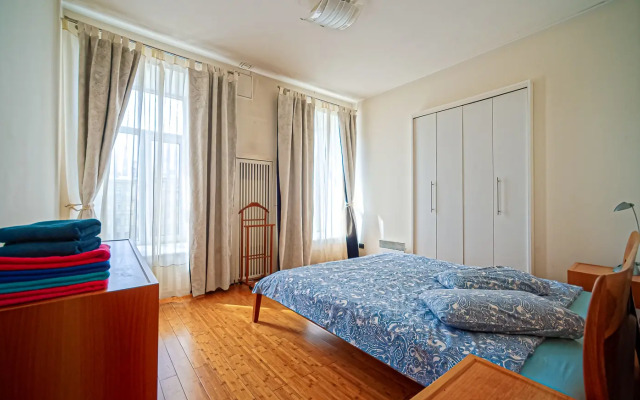 Апартаменты Двухкомнатная Квартира с Видом на Набережную