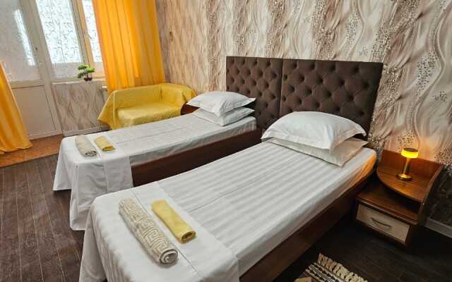 Mona Liza Guest house