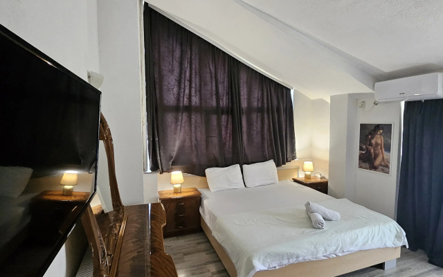 Lake Side City Center Apartments