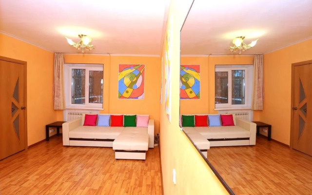 Квартира у ОмГТУ