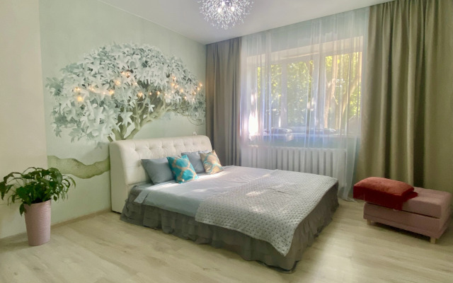 Квартира на Маршала Жукова 11