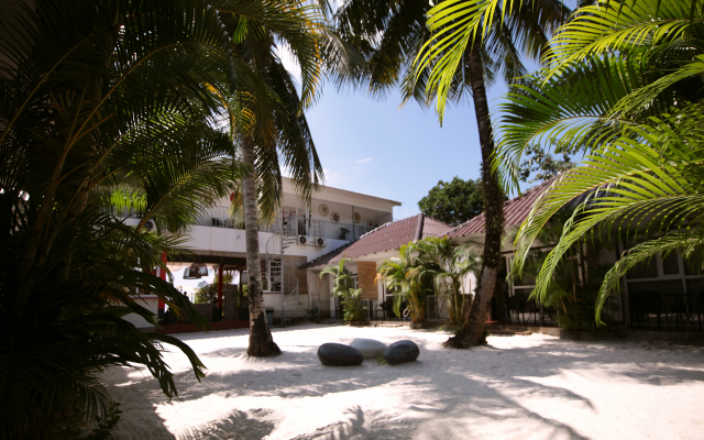 White Sand Ark Resort Hotel