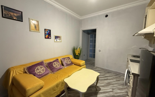 Квартира Гюль улица Времена Года 1