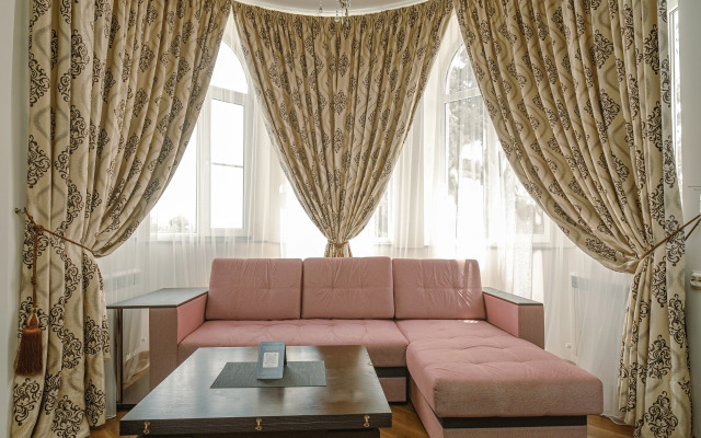 Отель Кристи