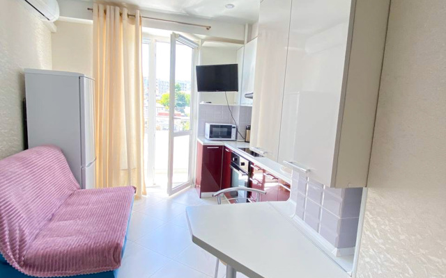 Апартаменты с отдельной спальней и балконом