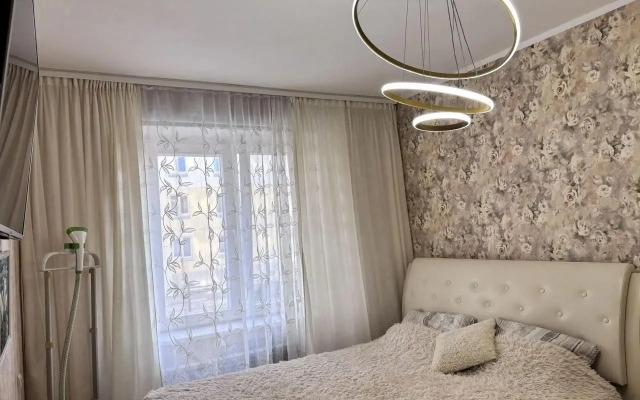 Na Ul. 2- Ya Poselkovaya 20 Flat