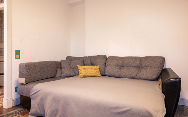 Dvukhkomnatnye Apartamenty Natali U Metro Sevastopolskaya Apartments