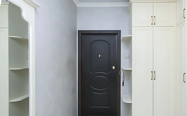 Апартаменты на Профсоюзов 24