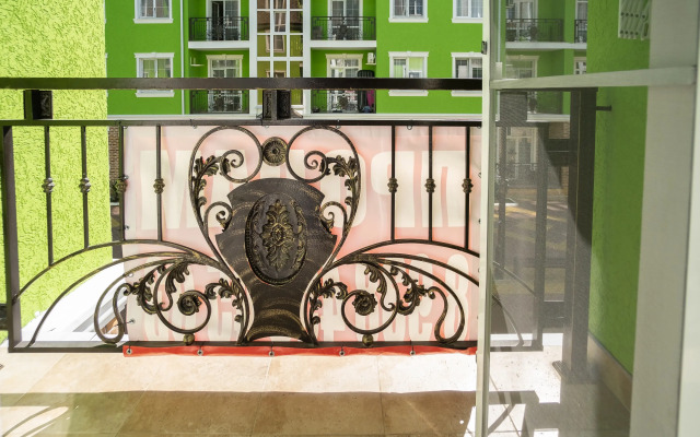 Red Apartments Art Layt Siti Nilsen Apartments