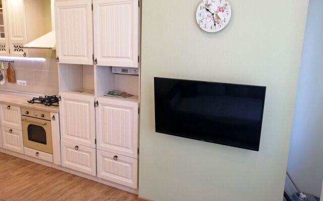 Апартаменты 086 Приморская 1