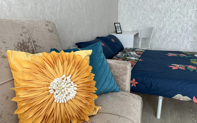 Na Glavnom Bulvare Goroda Flat