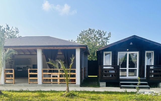 Aqua Resort Guest House