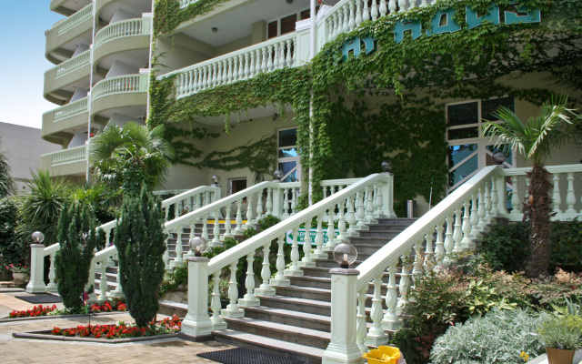 Paradiz Hotel