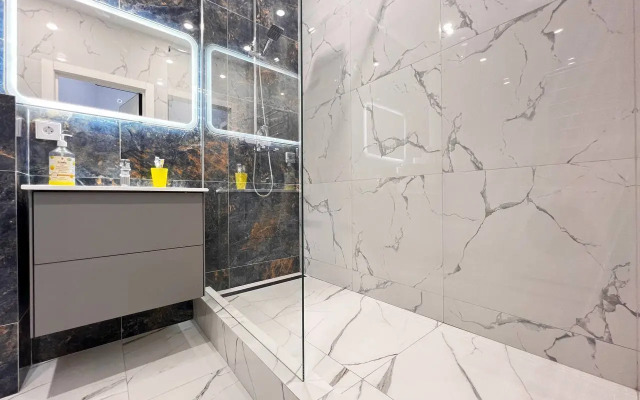 V Prekrasnom Novom Zhk Levoberezhye Flat