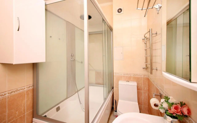 Апартаменты Уютная двухкомнатная квартира в ЖК Шахристан (130)