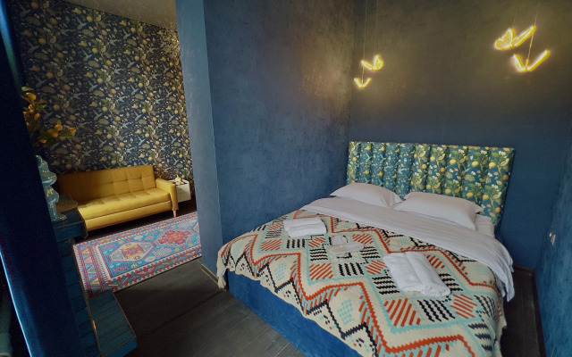 Апартаменты с балконом на Невском