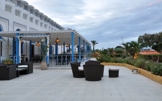 Chiraz Thalasso Hotel