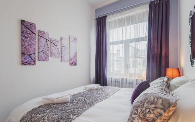 Gm Trekhkomnatnaya Ryadom S Kremlem Apartments