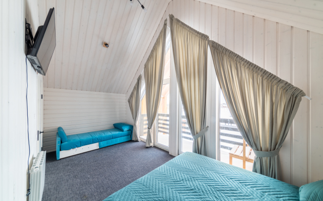 Гостевой дом LuckyHomeRent Домик у Озера 2