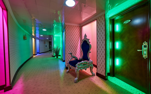 Golden Rooms Hotel