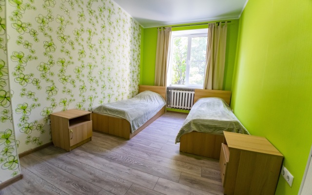Prostornye trehkomnatnye apartamenty v kurortnoy chasti Zheleznovodska