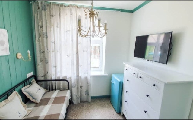Alisa, Privet Guest House