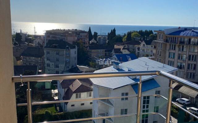 Квартира Изумрудная 38