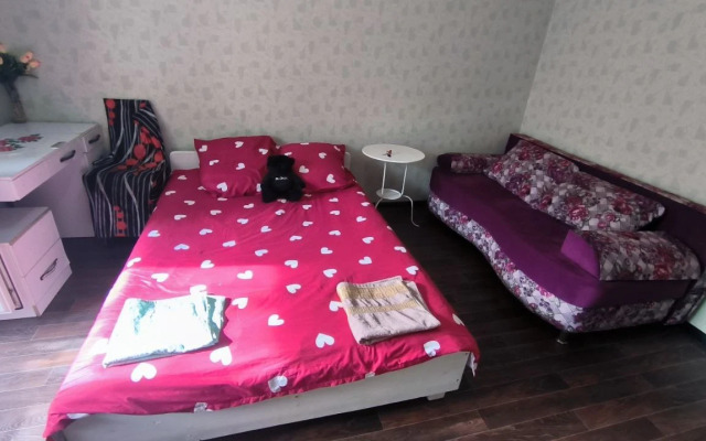 2-Kom Studiya Ekonom Nizhegorodskiy Tsentralny Rayon Flat