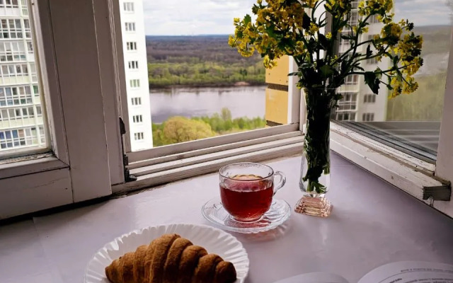 Квартира с Видом на Реку