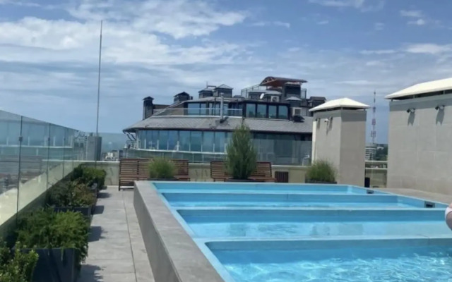 Zhk Metropol Apartaments