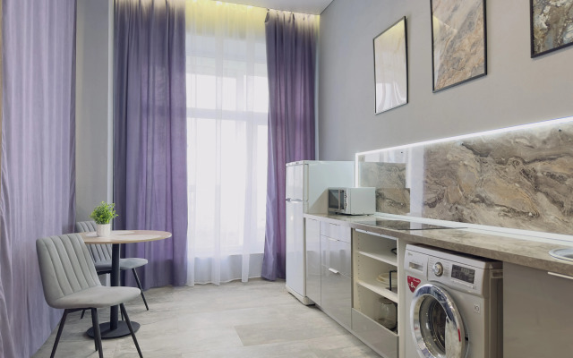 Sky Loft Studio 17 etazh Flat