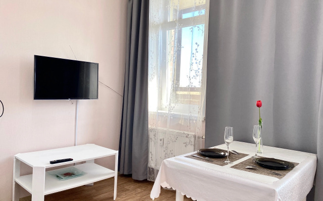 Na Reshetnikova 24 Flat