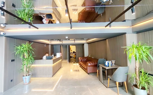 Galata World Hotel