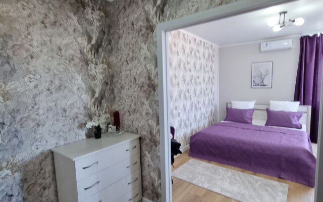 Uyutny Dom 210 Apartments