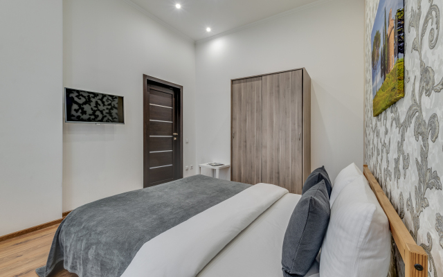 Апартаменты на Петергофском 59