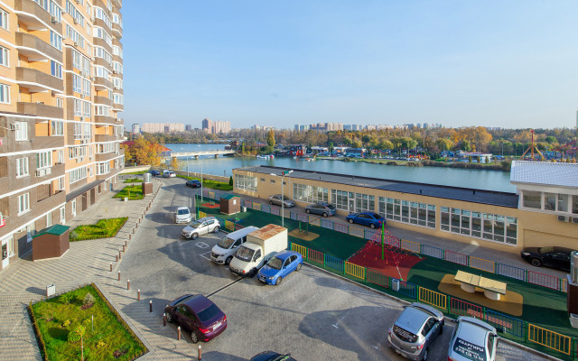 Ryadom S Parkom Solnechny Ostrov Apartments