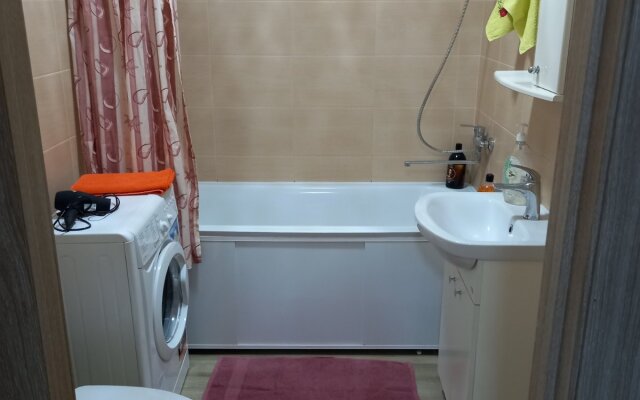 Na Krymskom Proyezde 2 Flat