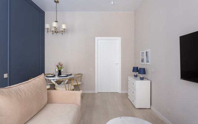 Квартира Двухкомнатная с Дизайнерским Ремонтом на Садовой