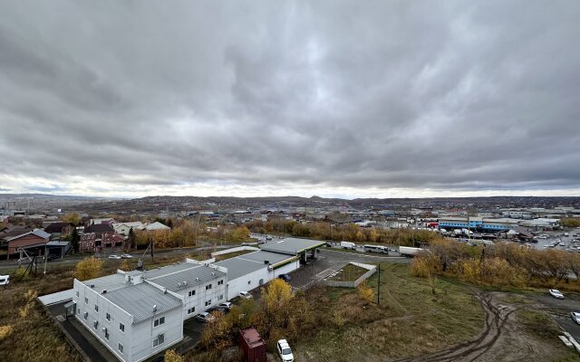 Квартира KrasInn-студия на Караульной 38