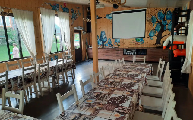 Частный дом коттедж с пятью комфортабельными спальнями