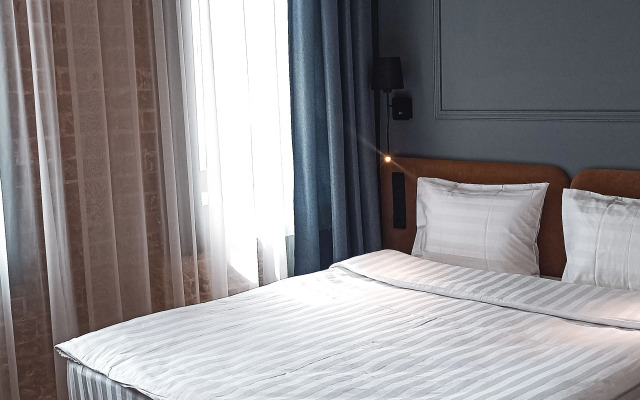 Отель Gizzat Plaza