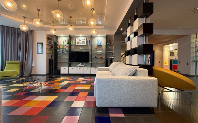 Апартаменты 5-комнатные Home Apart Белорусская 15