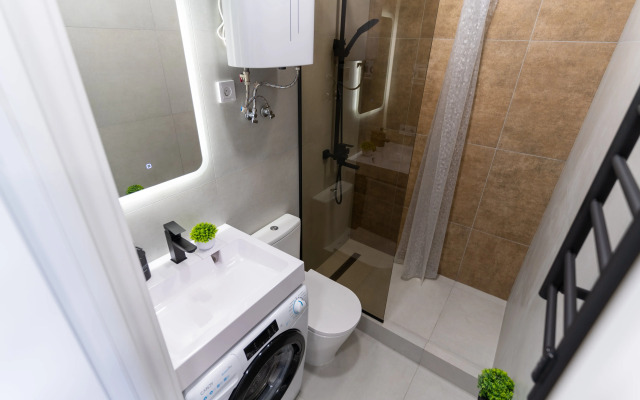 Апартаменты Stepanenkov на 8 марта 204Д (199/1)