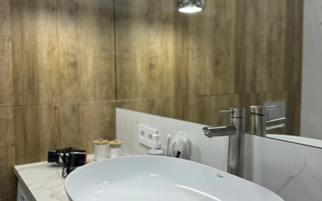 One-room Apartment in the City Center