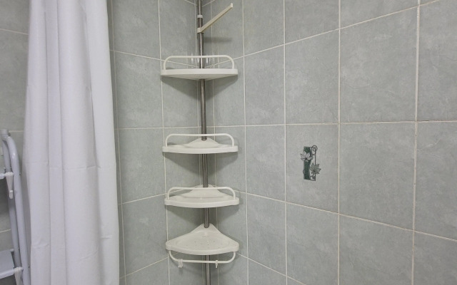 S Novym Remontom Nevelskogo Flat