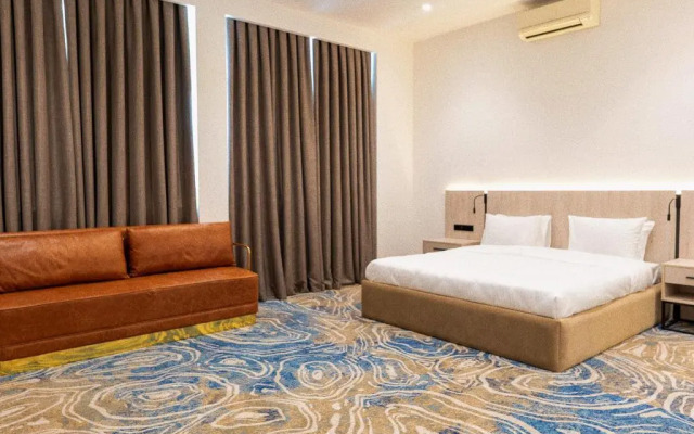 Central Square Hotel