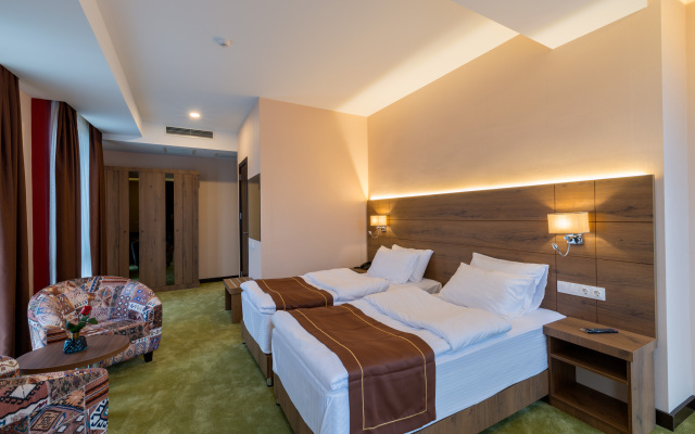 Veranova Hotel